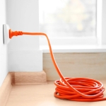 Удължител кабел за ток с щепсел и контакт тип шуко 30 метра